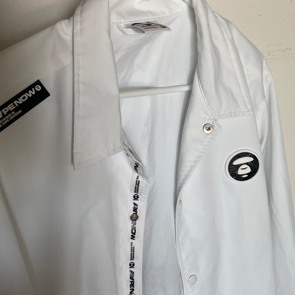 AAPE BY *A BATHING APE®
logo-patch shirt jacket